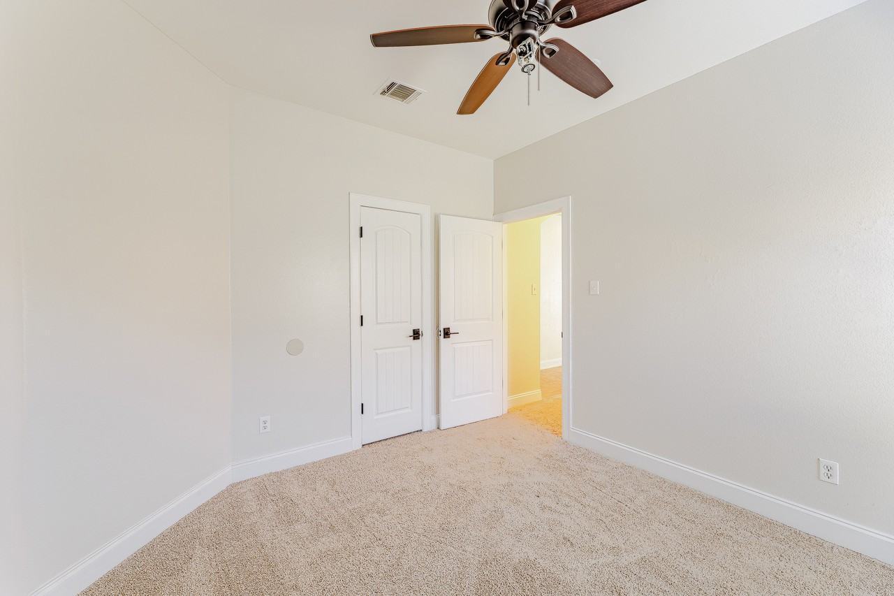 2805 Marsha Ln #1 - Photo 7 of 32