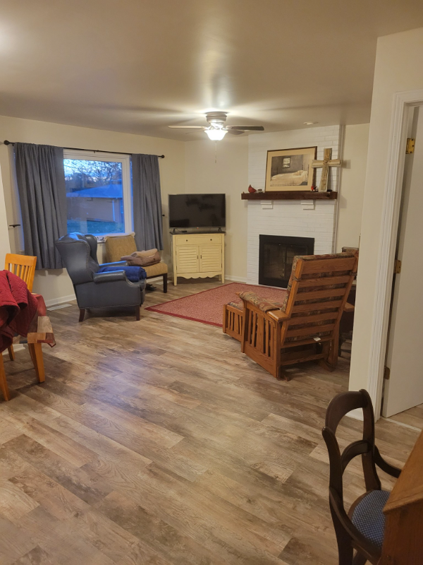 36 Sparrow Rd - Photo 4 of 14