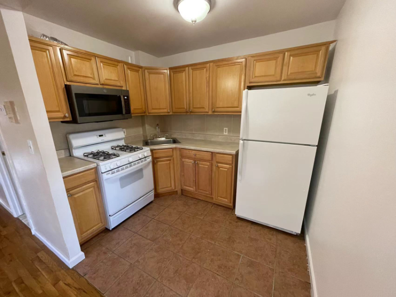 290 Balcom Ave #2 - Photo 2 of 9