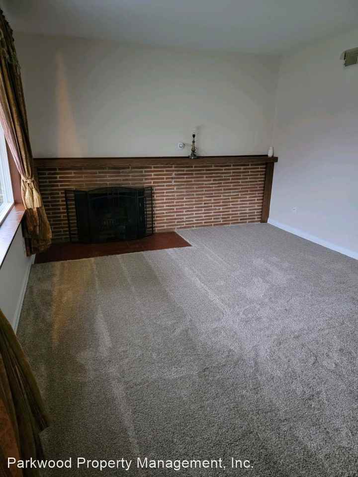 401 S 68th St - Photo 2 of 15