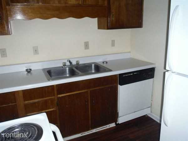 River's Edge West - Photo 2 of 10