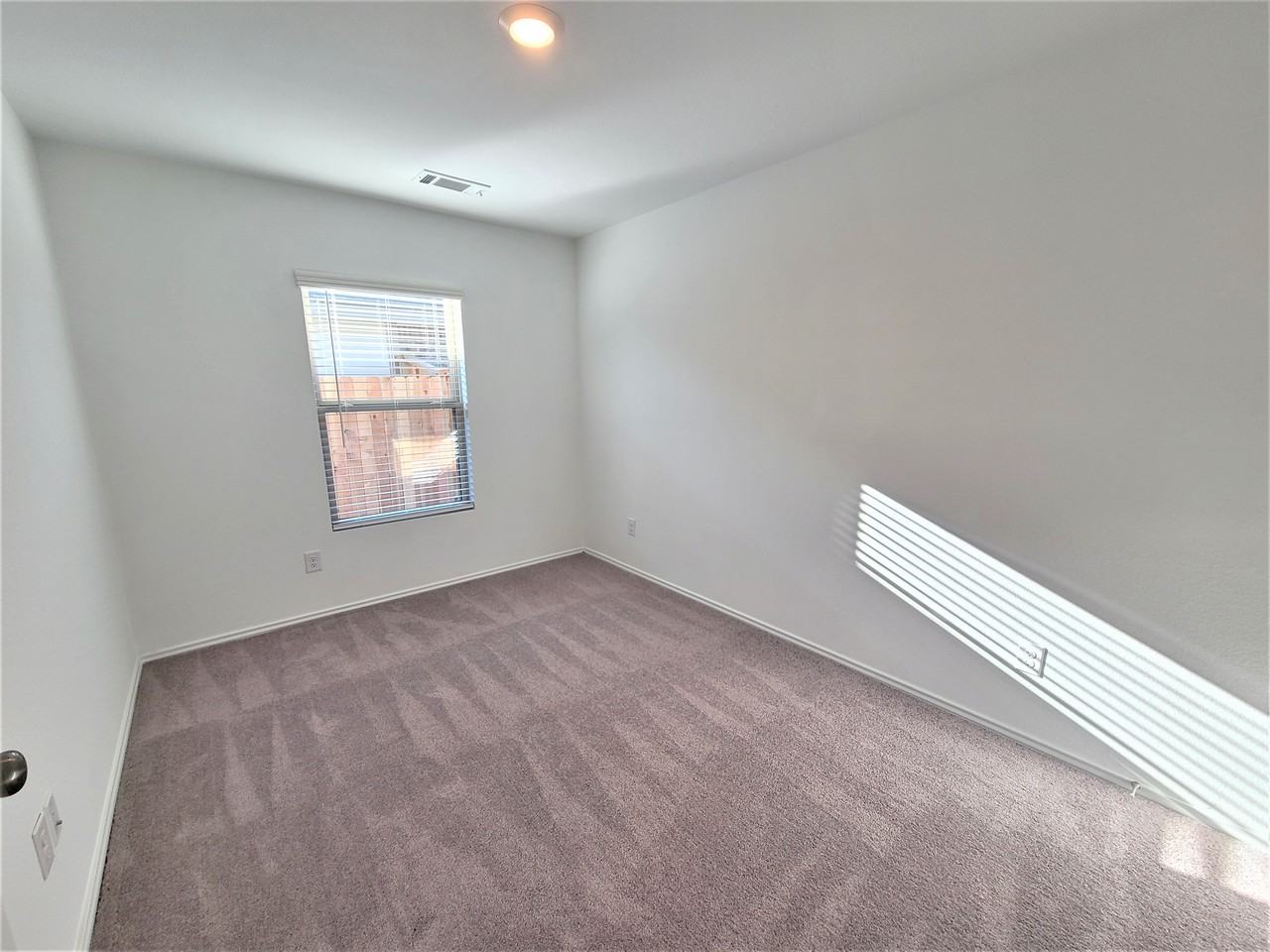 4620 Peralta Heights Way - Photo 7 of 10