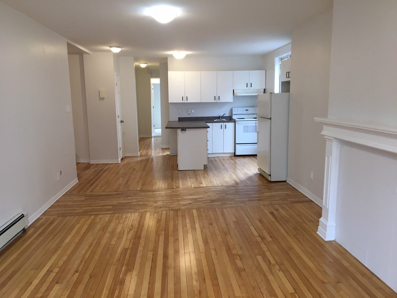 582 Lisgar St - Photo 2 of 12