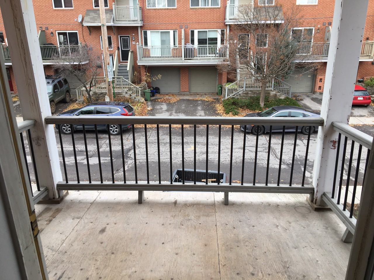 582 Lisgar St - Photo 7 of 12