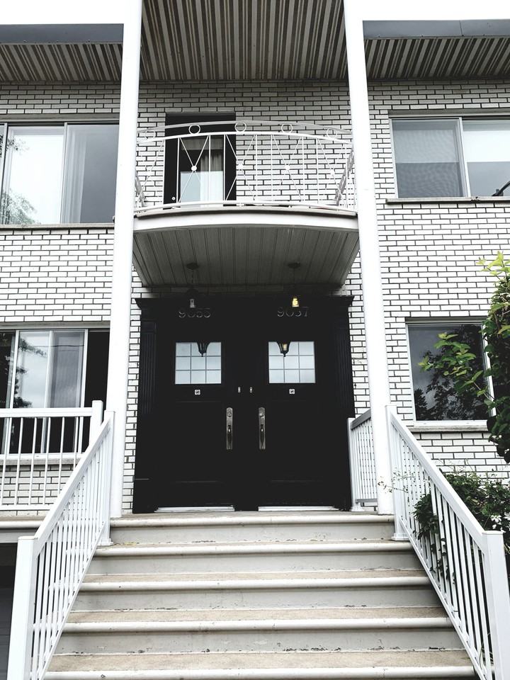 9057 Rue de Teck - Photo 2 of 30