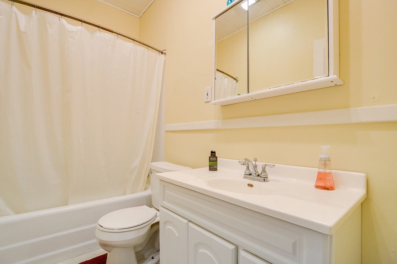 1504 Selby Ave #1 - Photo 7 of 14