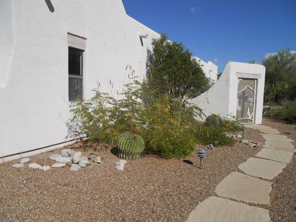 966 N Rancho Del Jefe Loop - Photo 2 of 11