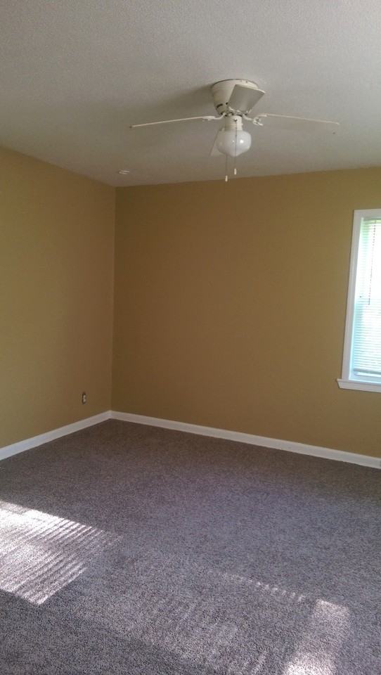 5312 E 53rd St - Photo 3 of 11