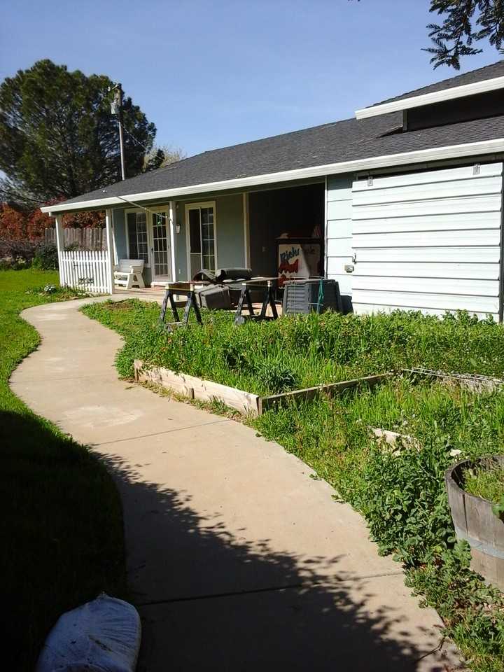 15787 W Wallen Rd - Photo 2 of 6