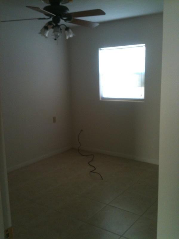 2222 W Catherine St - Photo 2 of 20
