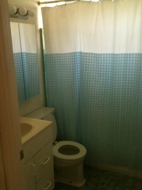 2222 W Catherine St - Photo 3 of 20