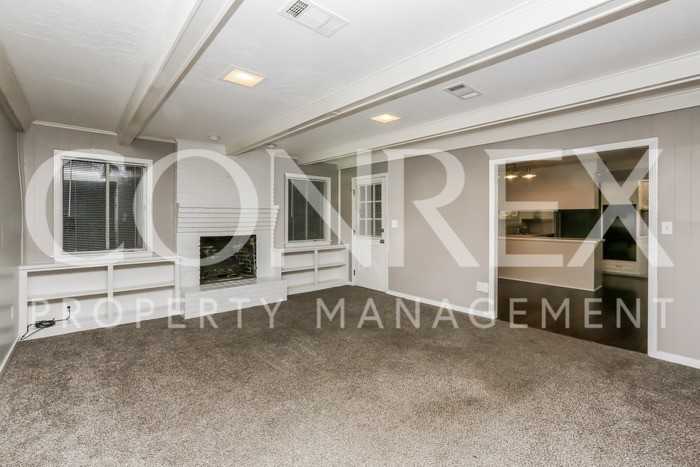 5559 Marblehead Dr - Photo 3 of 12