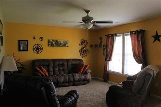 201 Baysden Rd - Photo 2 of 11