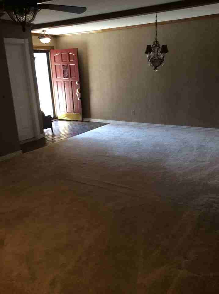 2711 NW 57th St - Photo 2 of 19