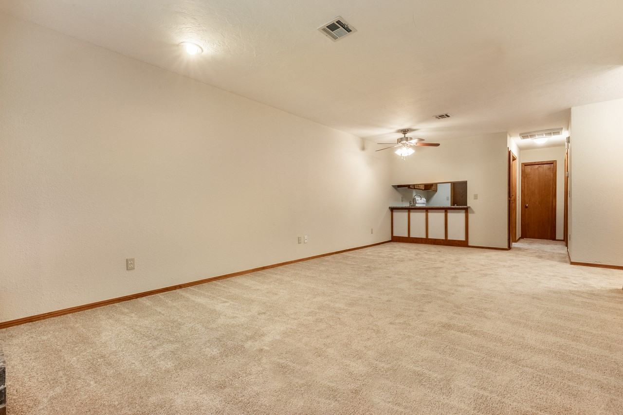 231 Barrett Pl #1 - Photo 5 of 9