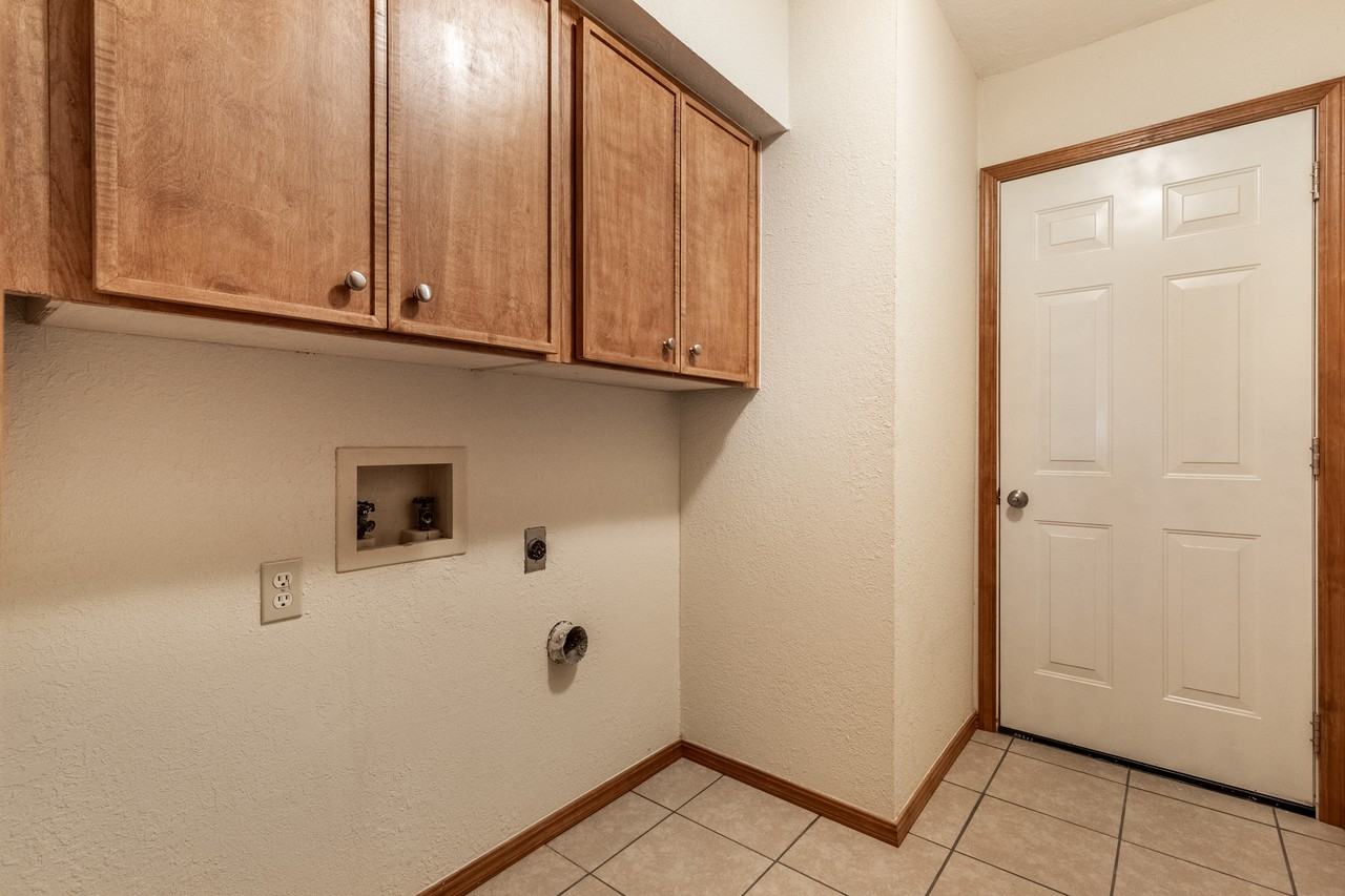 231 Barrett Pl #1 - Photo 7 of 9