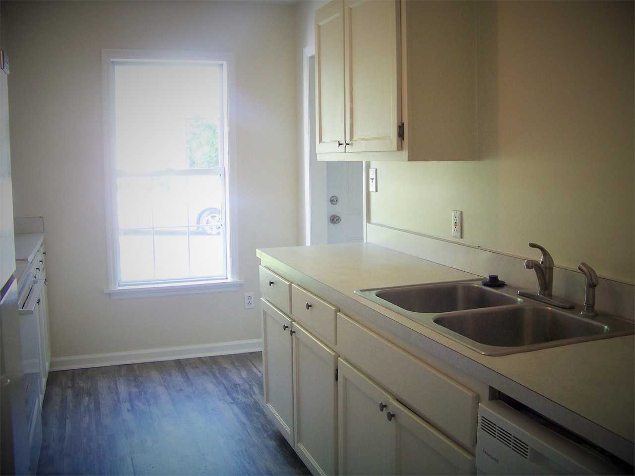 108 Christopher Ct #1 - Photo 7 of 15