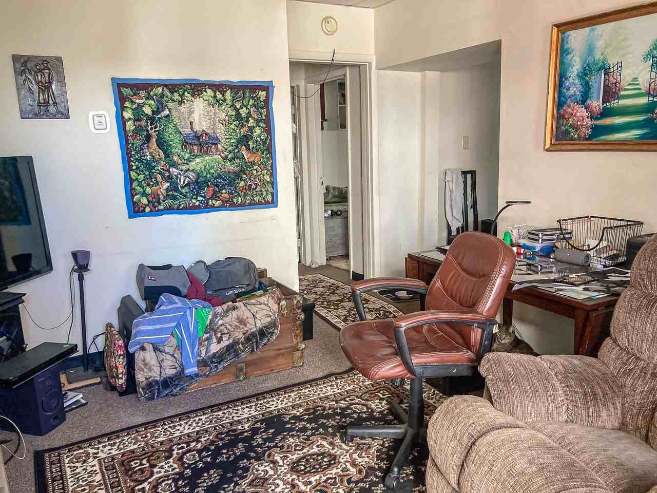 382 Forest Avenue #B - Photo 3 of 9