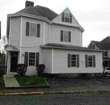 382 Forest Avenue #B - Photo 7 of 9