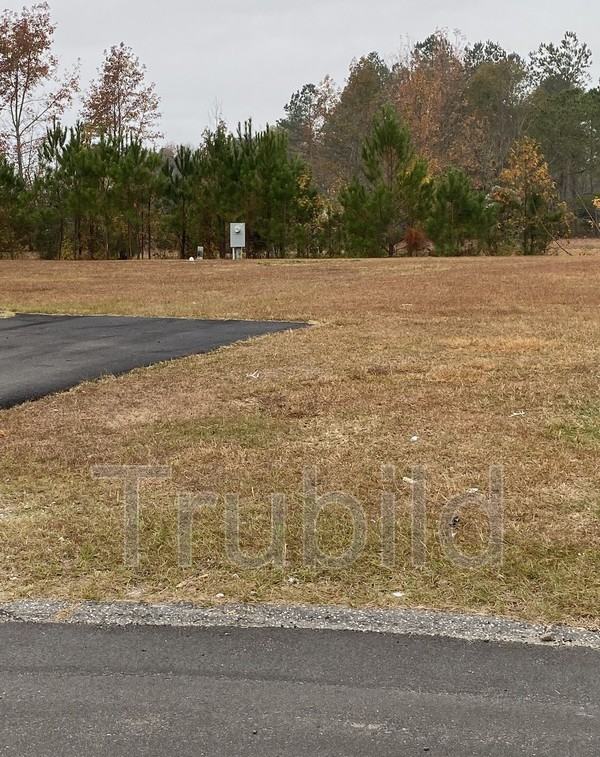 69 Ronald Blvd - Photo 3 of 3