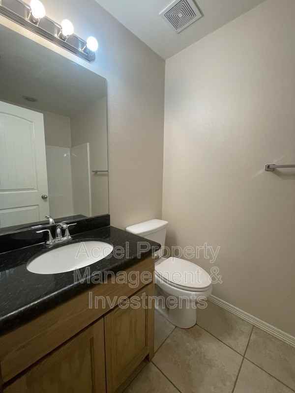 415 Pirul St #3 - Photo 5 of 9