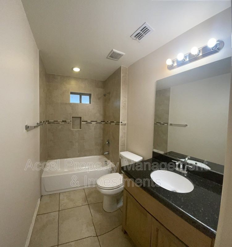 415 Pirul St #3 - Photo 7 of 9