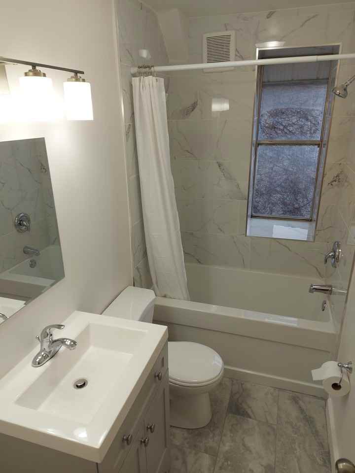 542 Bay Street #3 - Photo 5 of 22