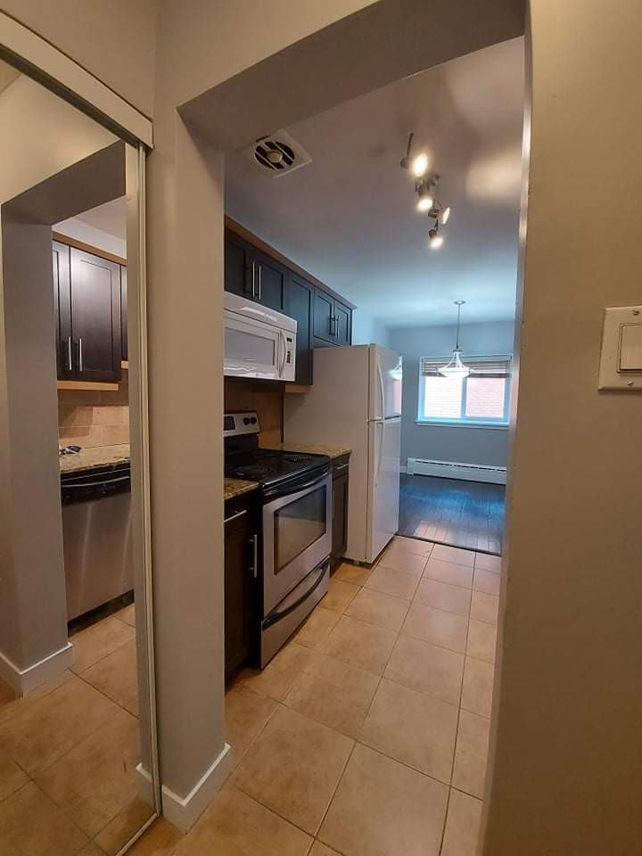 Corydon 565 L Apartments 565 Corydon Ave, Winnipeg, MB R3L 0P4