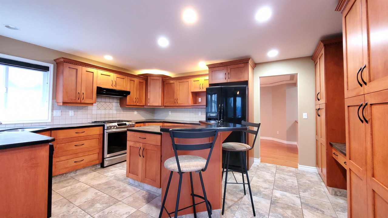 46483 Valleyview Rd #1 - Photo 3 of 10