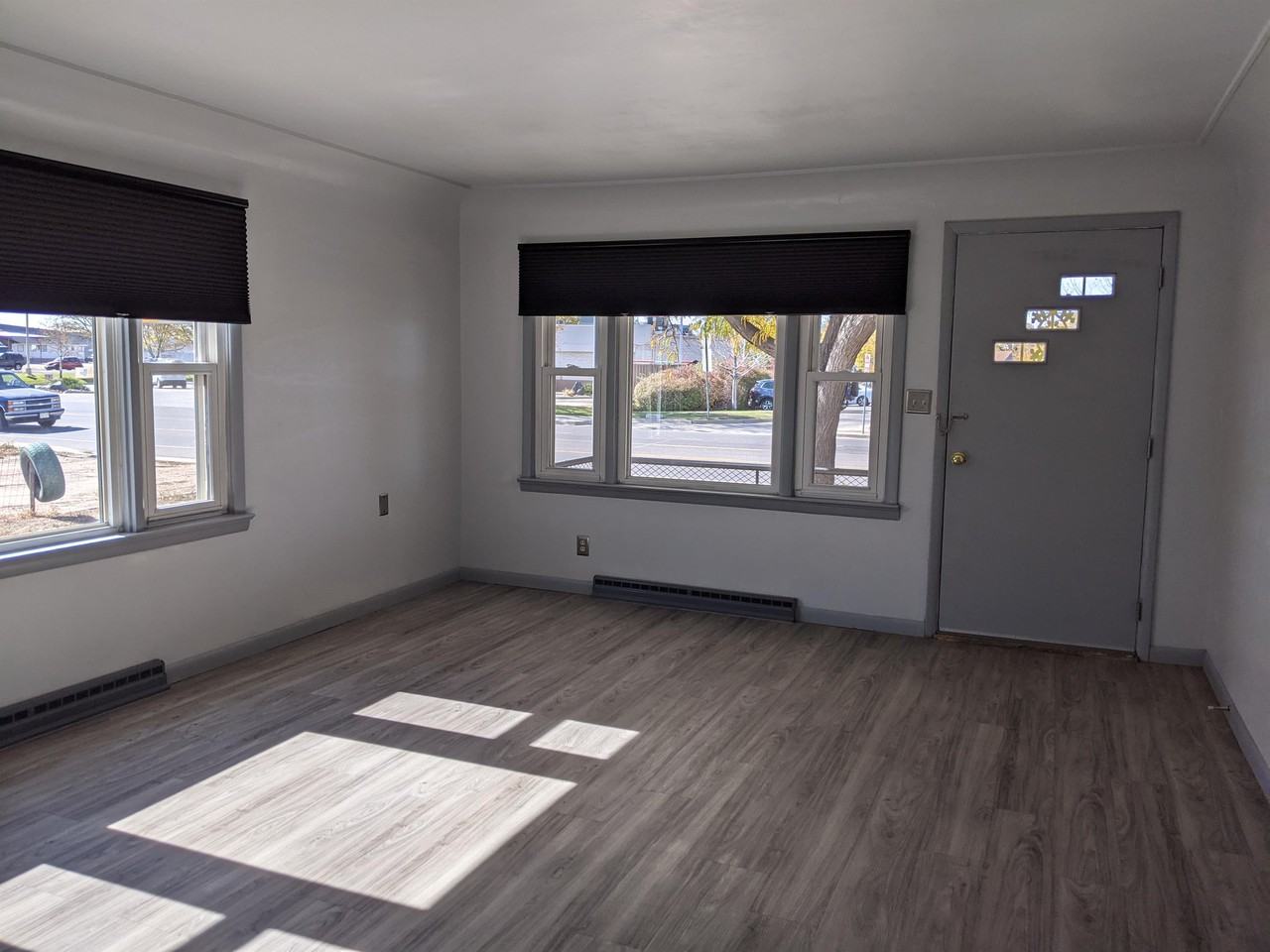 862 S 4th Ave #1 - Photo 3 of 26