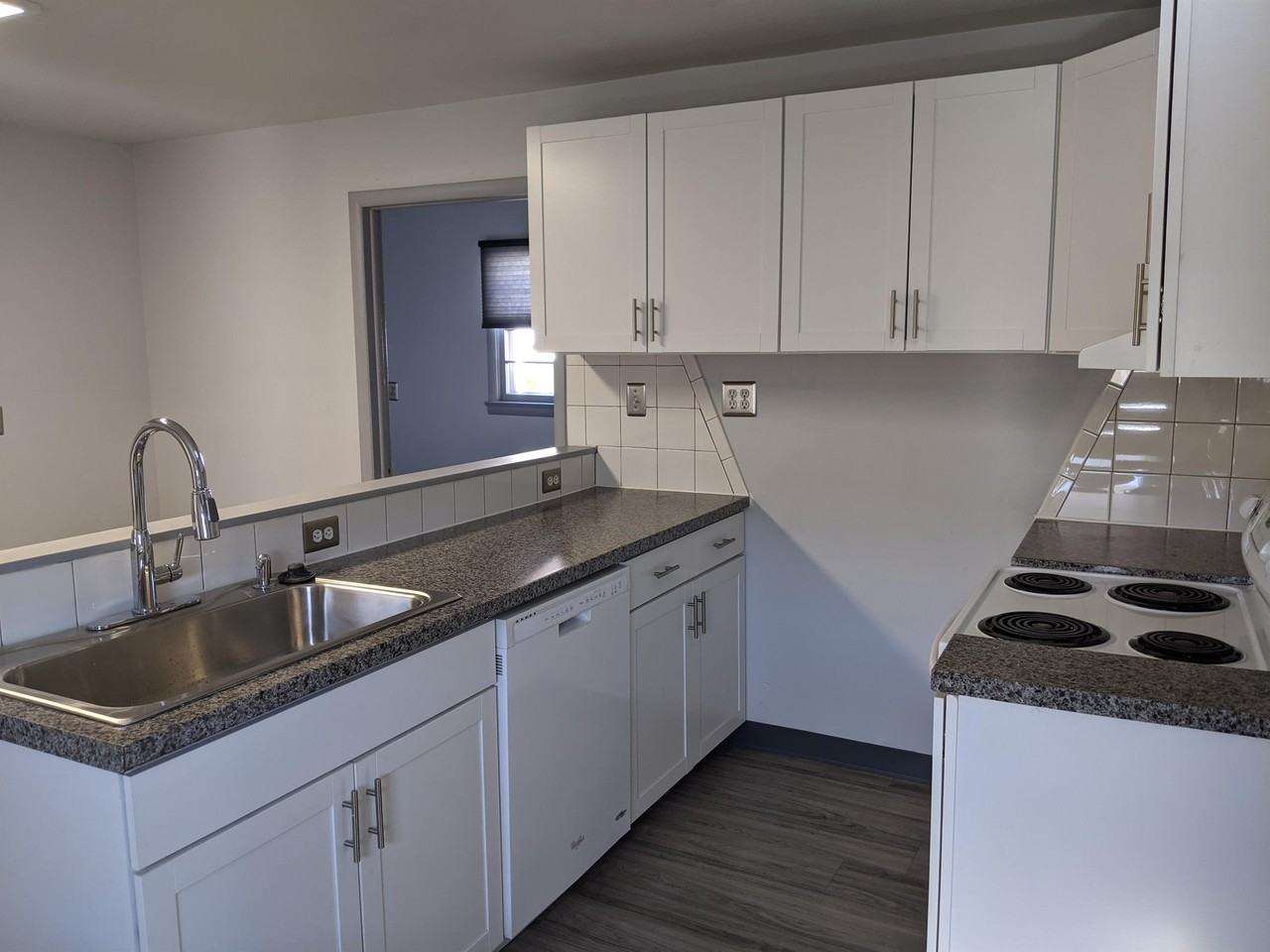 862 S 4th Ave #1 - Photo 5 of 26