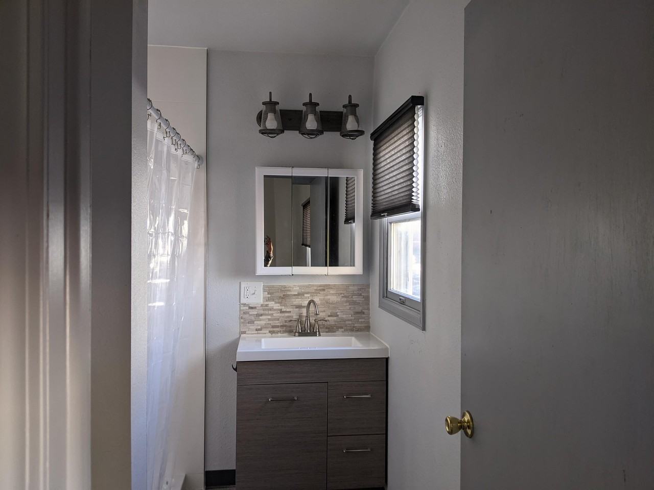 862 S 4th Ave #1 - Photo 7 of 26