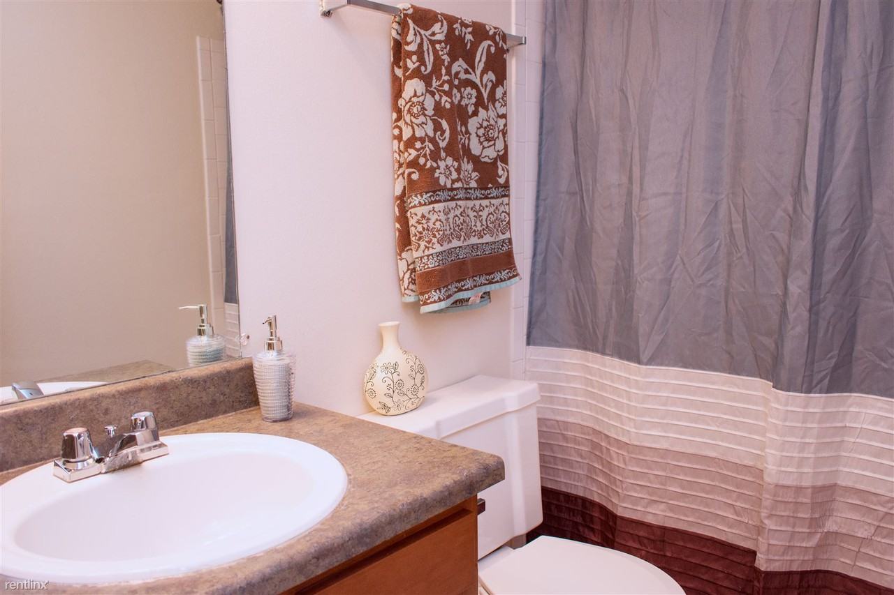 Belleville Pointe Apartment Homes - Photo 3 of 8