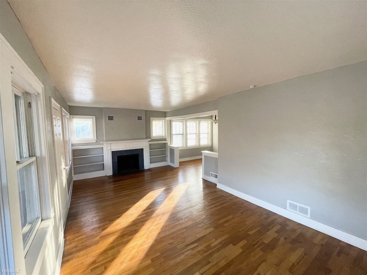 7236 Agnes Ave - Photo 3 of 11