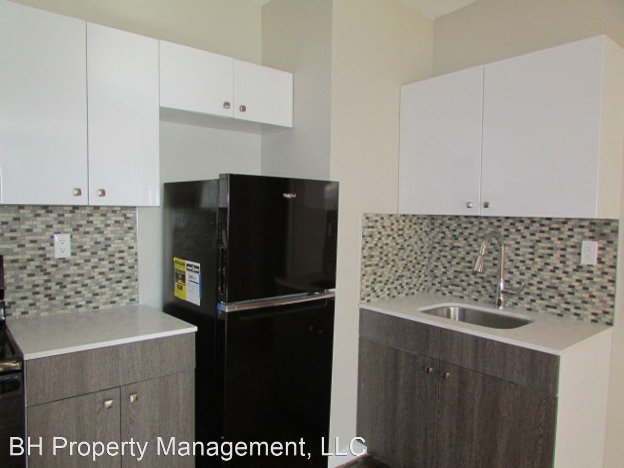 13-15 (9 Apts) , 17-19 (12 Apts) , 21-23 (9 Apts) Allen Place - Photo 3 of 12