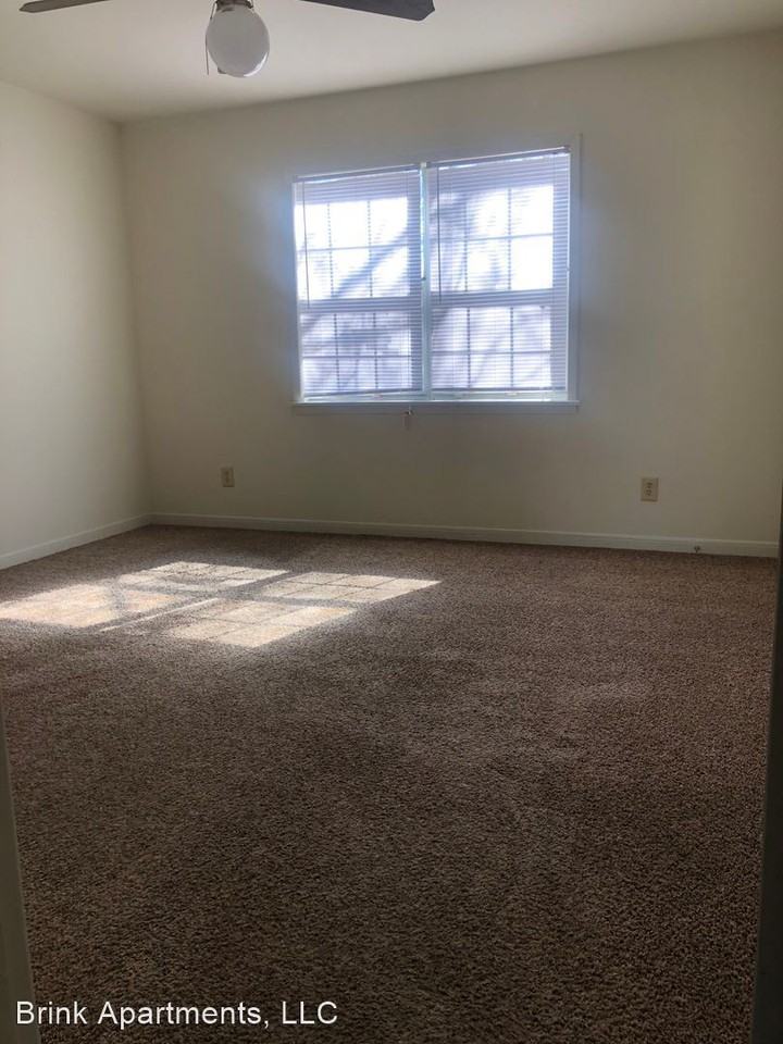 151 Gilbert Court - Photo 3 of 4