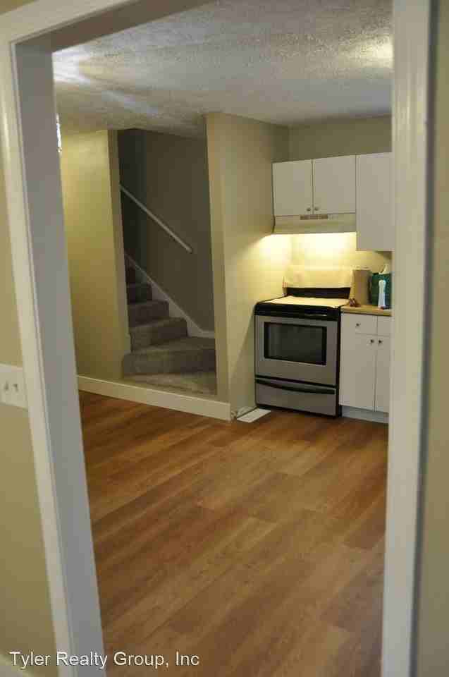 913 Hamilton Avenue - Photo 2 of 8