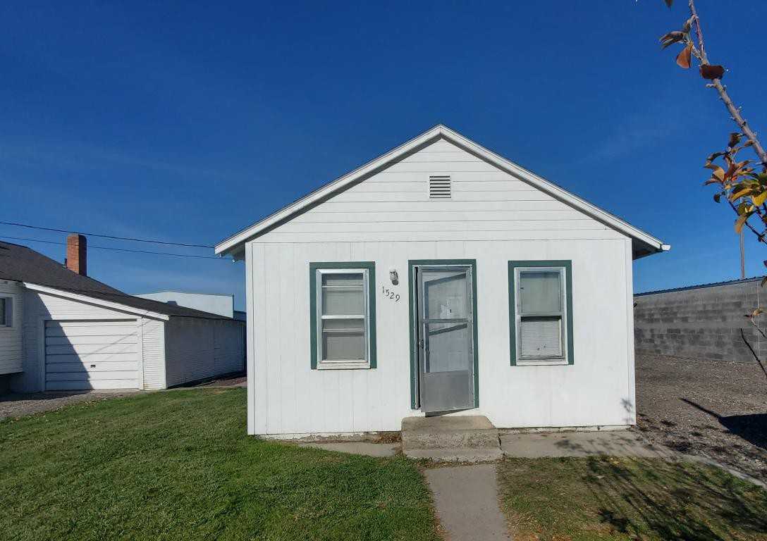 1529 Lindy Ln - Photo 2 of 21