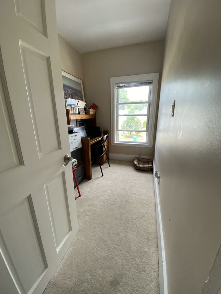 275 Lynnfield St - Photo 3 of 17