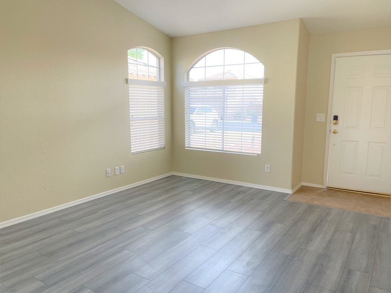 6926 W Via Del Sol Dr - Photo 2 of 19