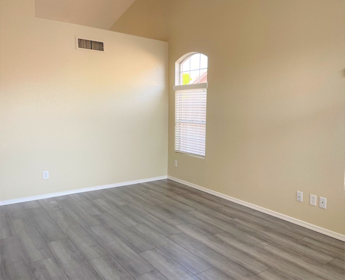 6926 W Via Del Sol Dr - Photo 3 of 19