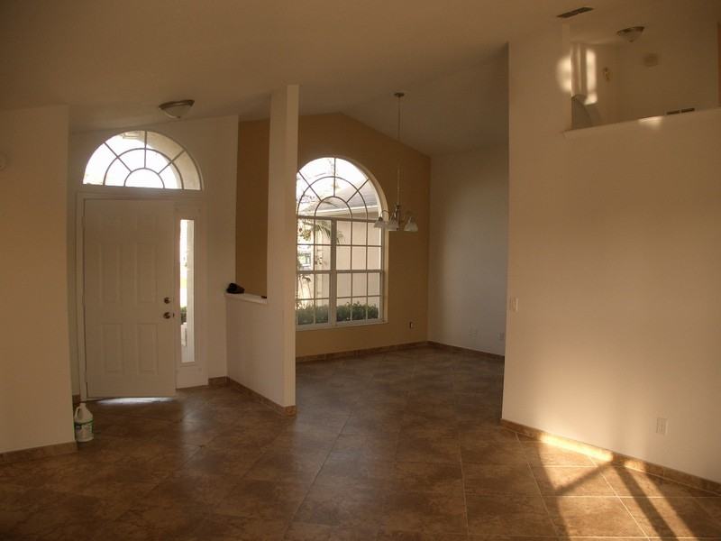124 Henue Ct - Photo 3 of 14