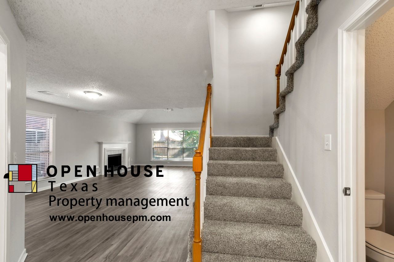 8823 Stoney Bend Dr - Photo 2 of 15
