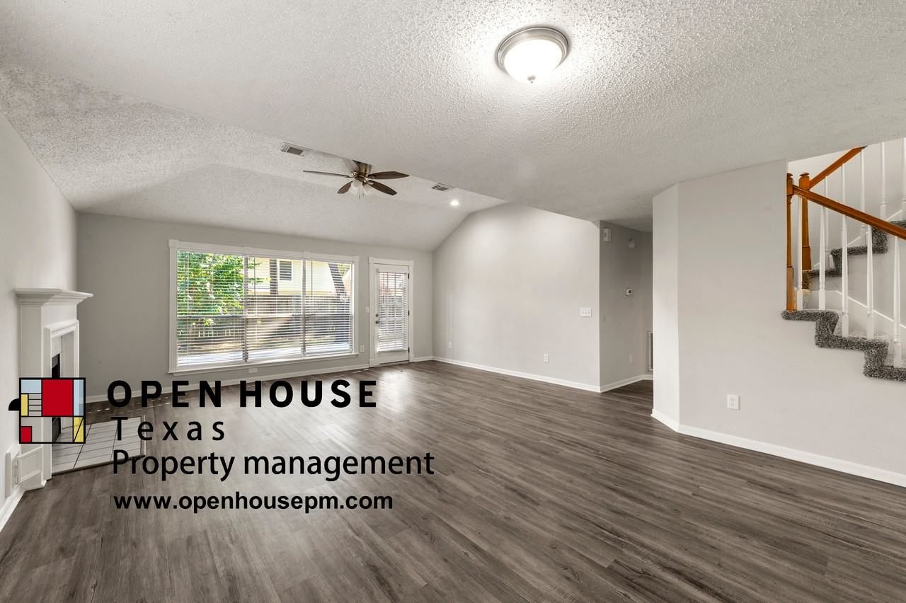 8823 Stoney Bend Dr - Photo 3 of 15