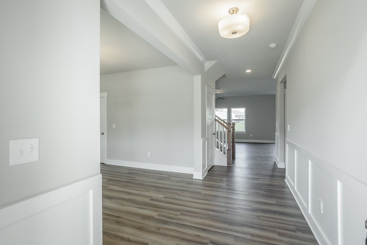 7520 Highborne Ln - Photo 7 of 50