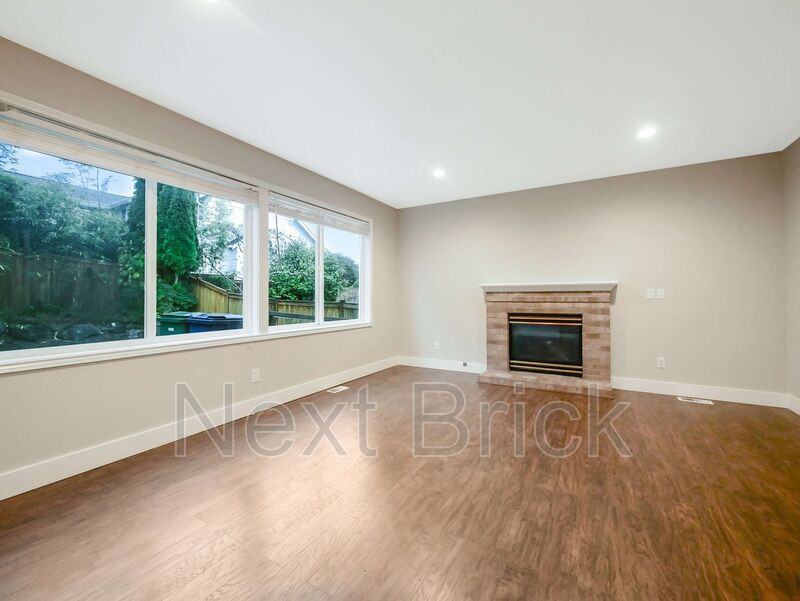 18105 15th Ave W - Photo 2 of 21