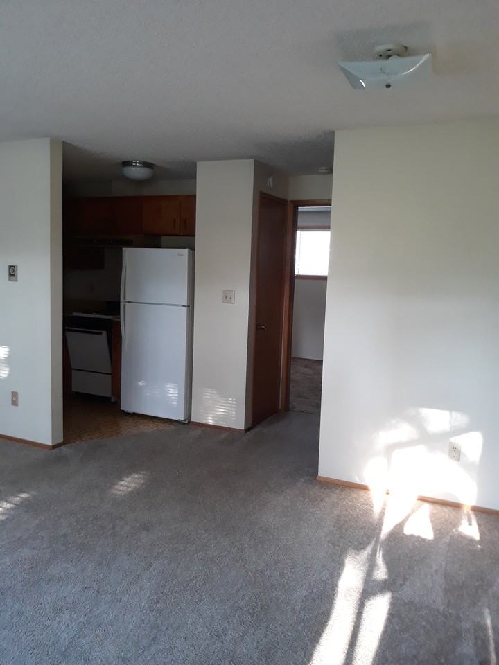 2911W Illinois - Photo 3 of 9