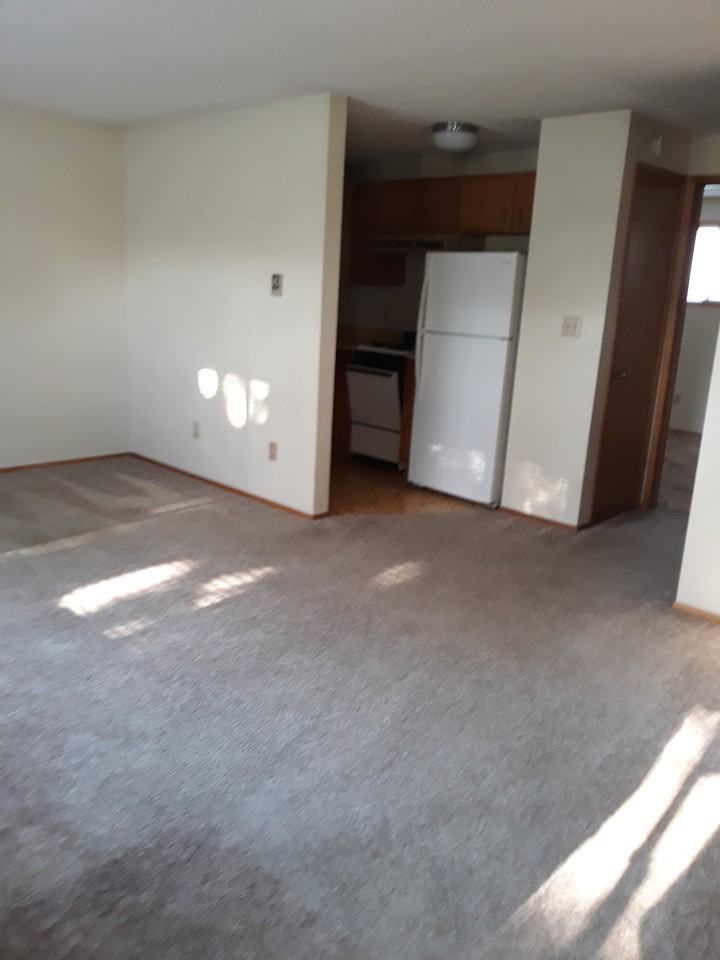 2911W Illinois - Photo 2 of 9