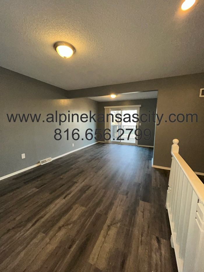 19205 E 5th Street Ct N - Photo 2 of 20