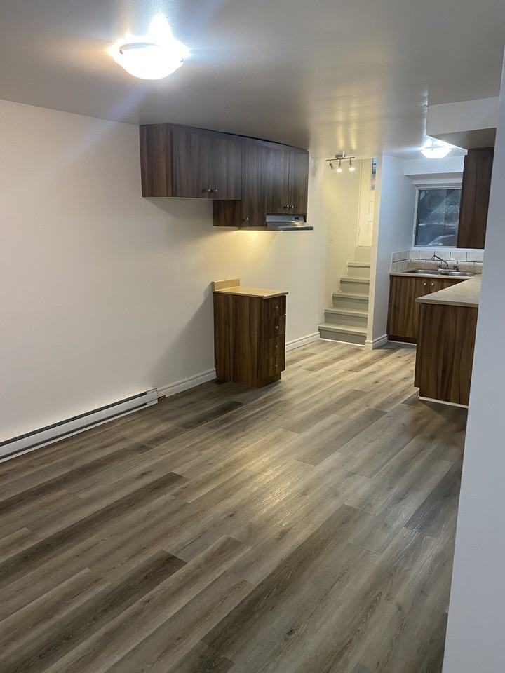 2381 Rue Thierry - Photo 2 of 5